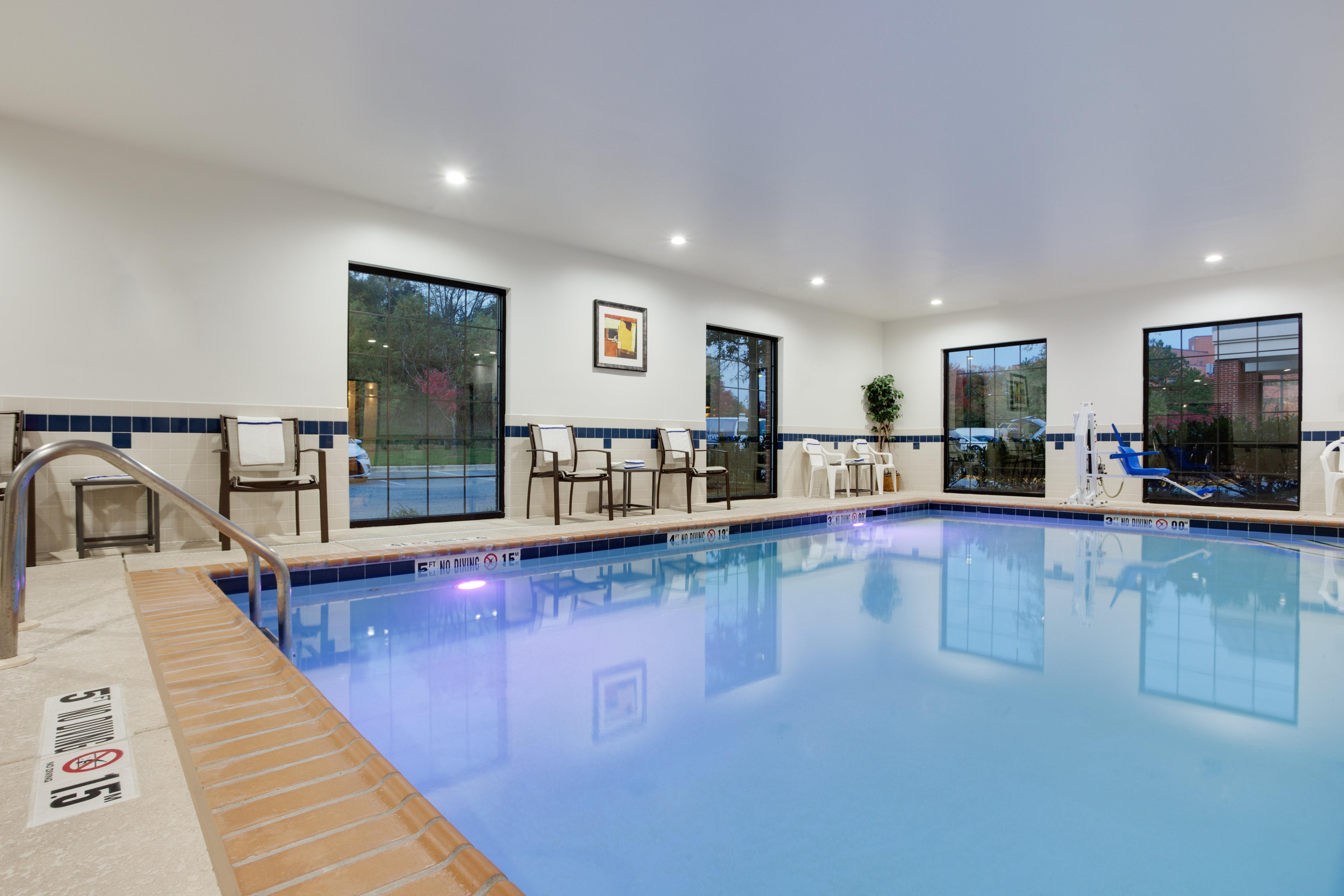 Holiday Inn Express I-95 Capitol Beltway - Largo By Ihg Екстер'єр фото