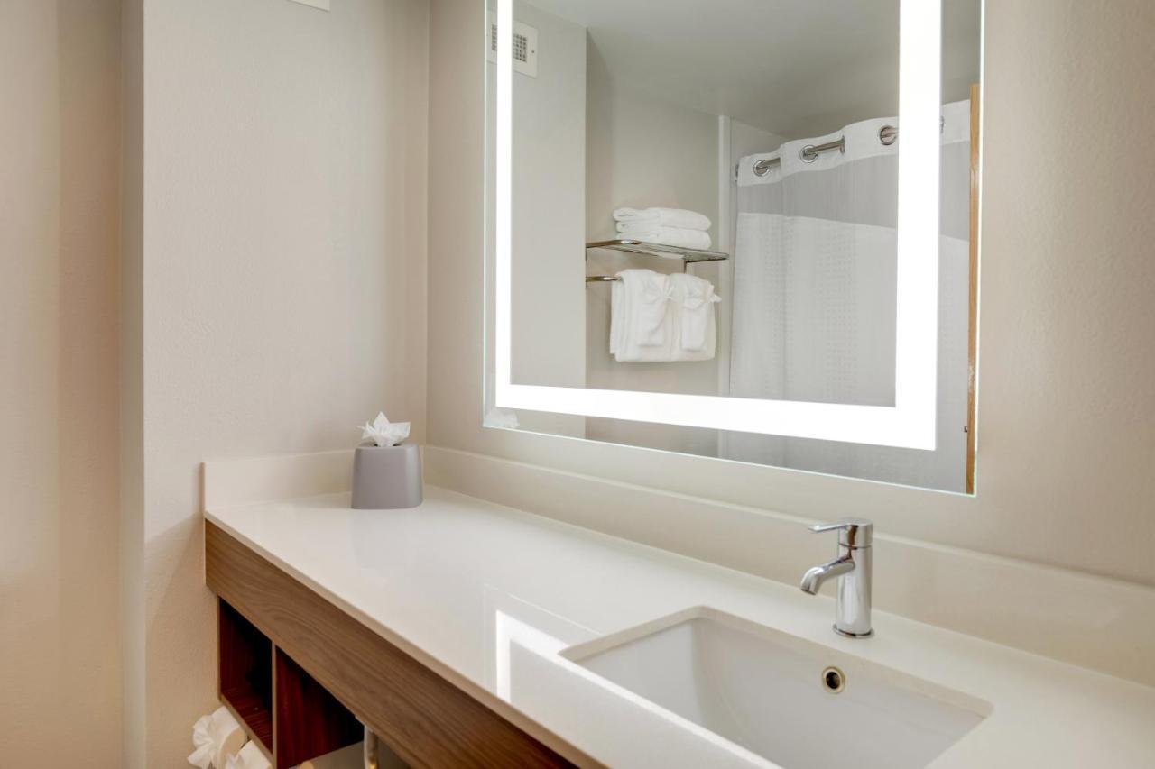 Holiday Inn Express I-95 Capitol Beltway - Largo By Ihg Екстер'єр фото